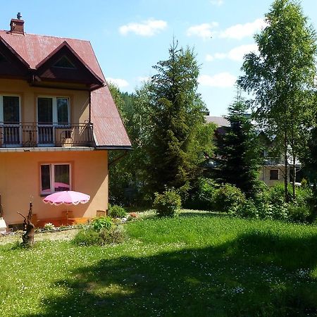 Pokoje Goscinne Vida Krynica Zdroj Bagian luar foto