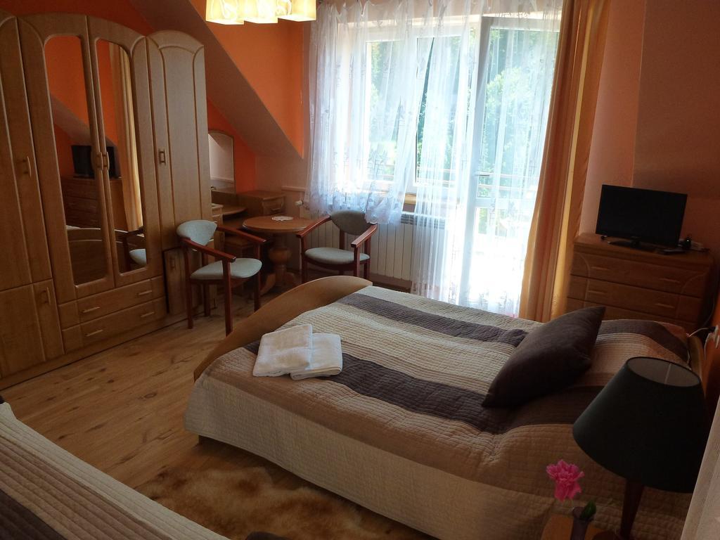 Pokoje Goscinne Vida Krynica Zdroj Ruang foto