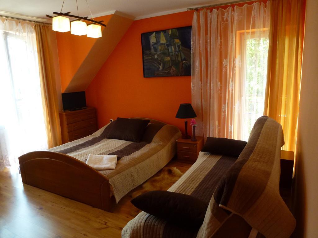 Pokoje Goscinne Vida Krynica Zdroj Ruang foto